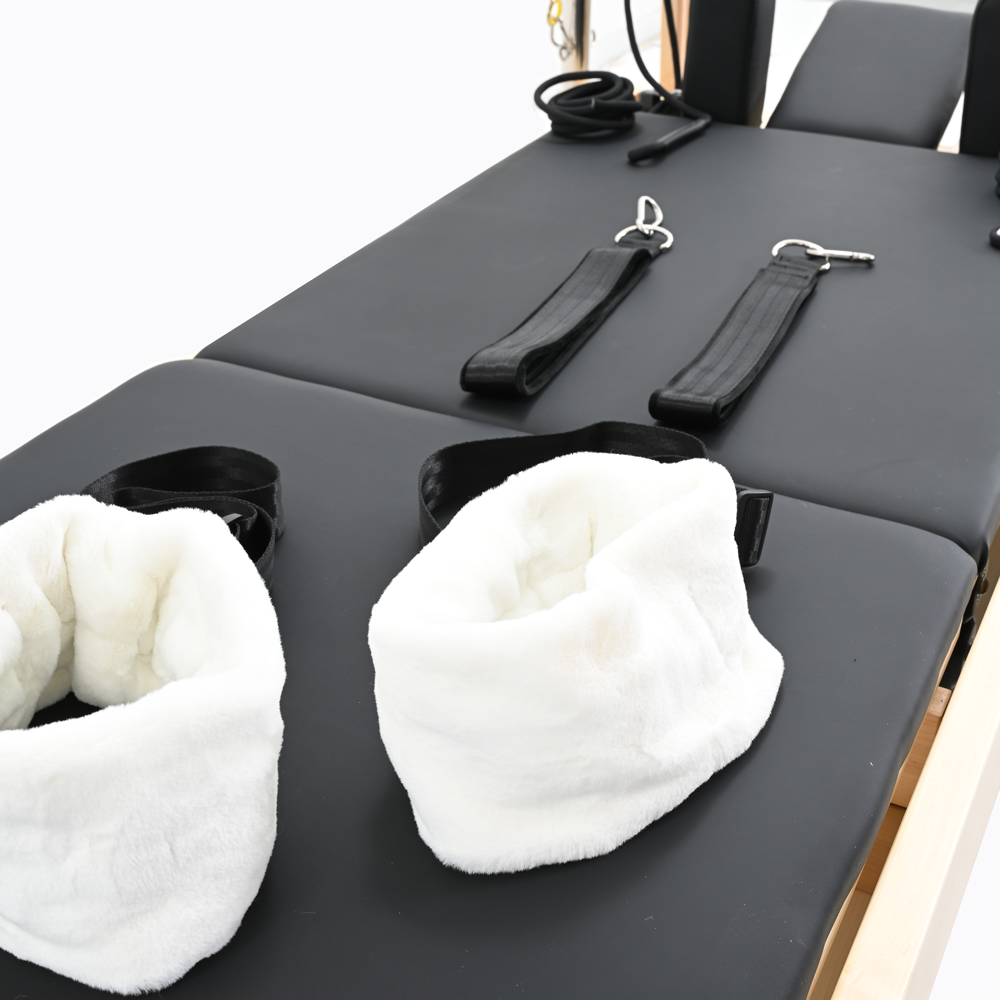 Pilates Cadillac Reformer