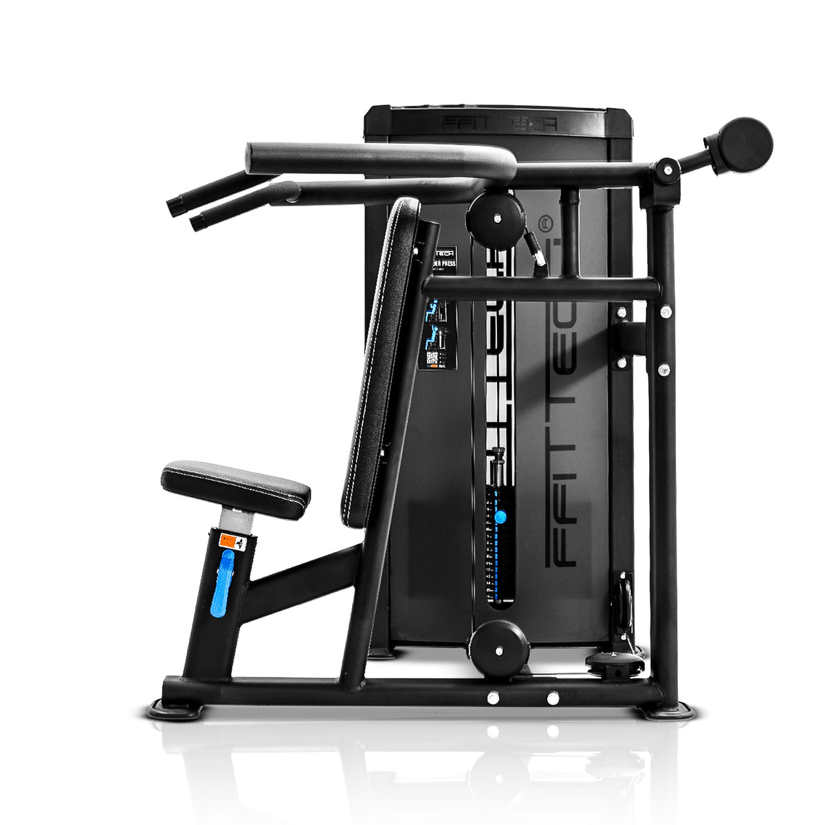 Vista lateral da Shoulder Press XP211, com alavanca azul de ajuste do assento e seletor de carga visível.