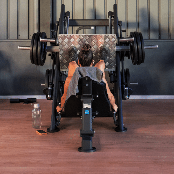 MÁQUINAS DE MUSCULAÇÃO